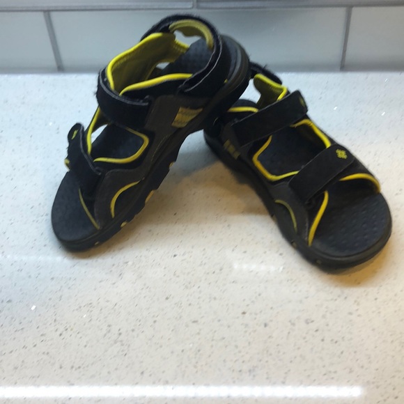 boys sandals size 13